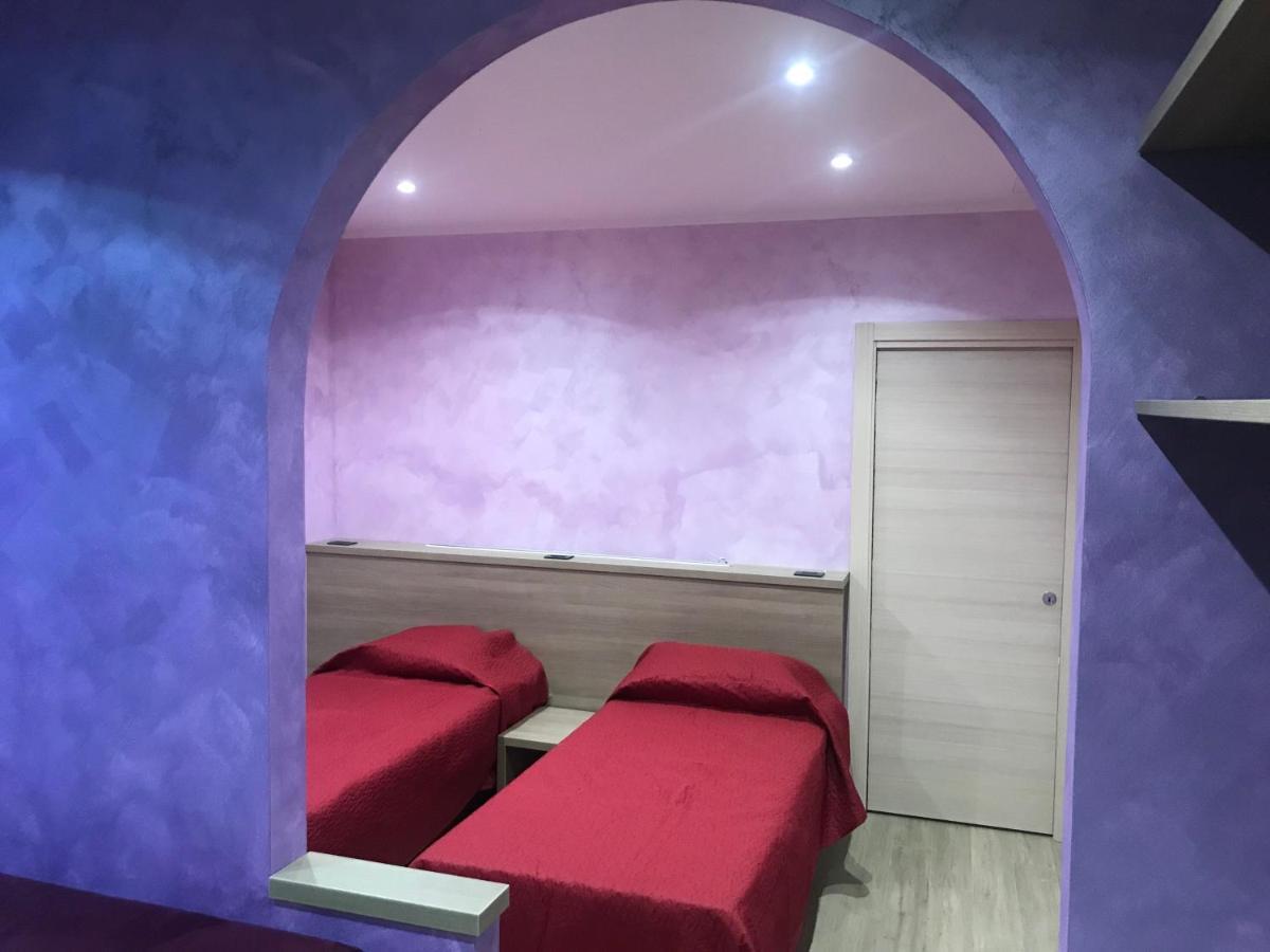 B&B La Fontana Nelle Langhe Rodello Εξωτερικό φωτογραφία