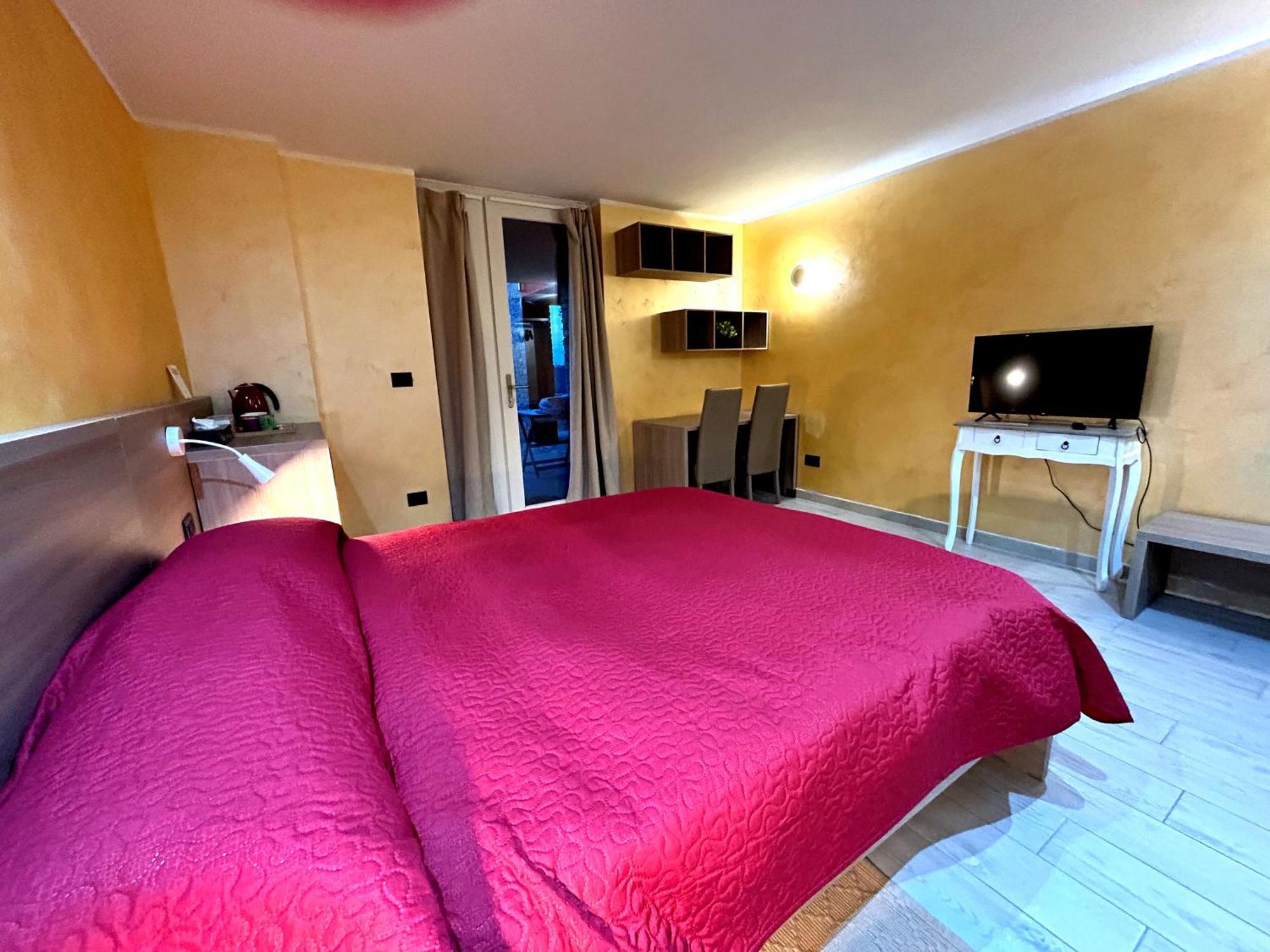 B&B La Fontana Nelle Langhe Rodello Εξωτερικό φωτογραφία